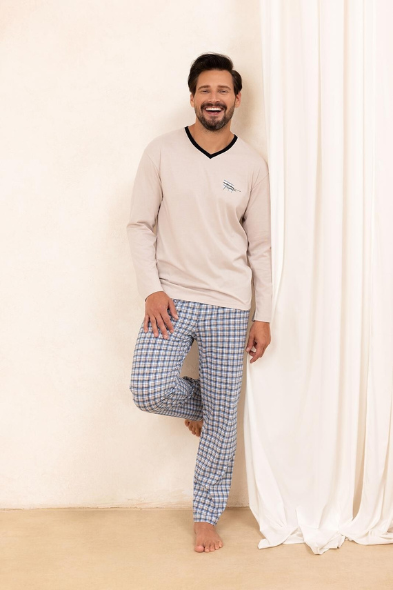 Piżama męska Regina 491 beżowa– bawełna, długi rękaw, wygodna i klasyczna