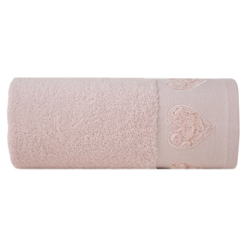 Kamila ręcznik serca wypełnione różyczkami Eurofirany pudrowy róż 