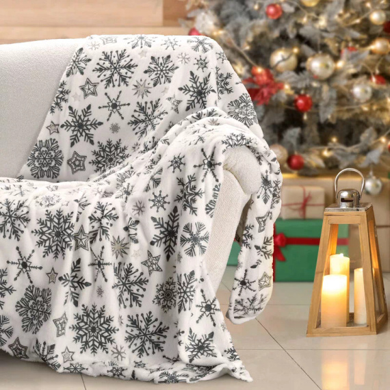 Koc świąteczny Eurofirany biały granatowy śnieżynki – miękka narzuta z mikrofibry, 240 g/m²
