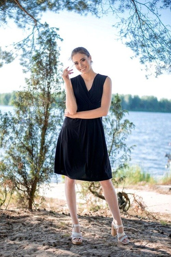 808 Sukienka bez rękawków do karmienia  MIRACLE- czarna 