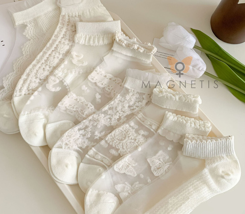 Bawełniane stopki damskie Magnetis CC-251106 – miękkie, wzorzyste ecru