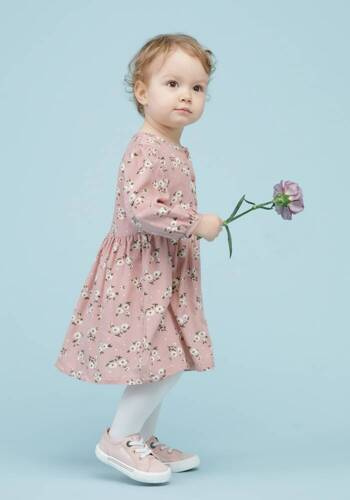 Tres Bien Sukienka z długim rękawem Pinokio - różowe kwiaty