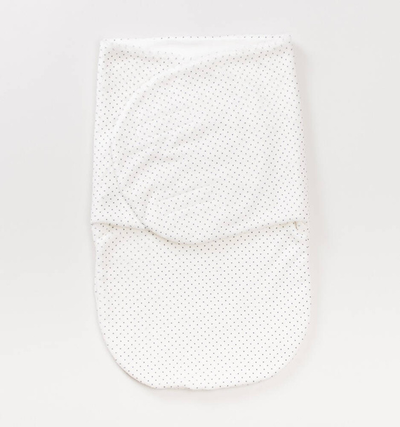 ABN-1756 Śpiworek niemowlęcy do spania Nini