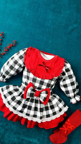 182KK Santa Body falbanka z długim rękawem Marija - kratka z bordowym dekoltem