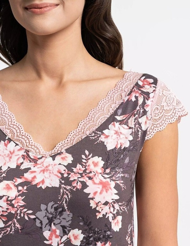 Koszula nocna Moraj PDK3200-012 z wiskozy z koronką V-dekolt brązowa