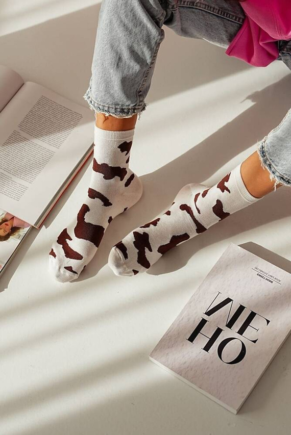 0200-104 Krówki Skarpety damskie Milena -ecru brązowy