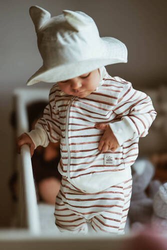 11250C "Stripes C" Dres niemowlęcy Makoma