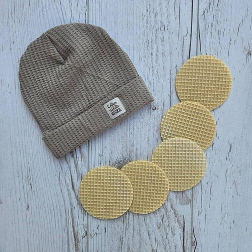 4249S "Natural Waffel" Czapeczka niemowlęca Makoma stone