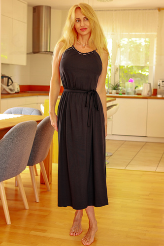 Grace Mirale – Długa sukienka z wiskozy z rozcięciem | Polska produkcja - czarny