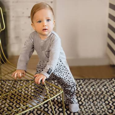 Magic Pajac ze stópkami Eevi - szary