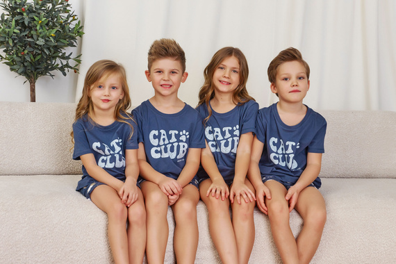 7205 "Cat club" Piżama dziecięca Unisex Doctor Nap - deep blue