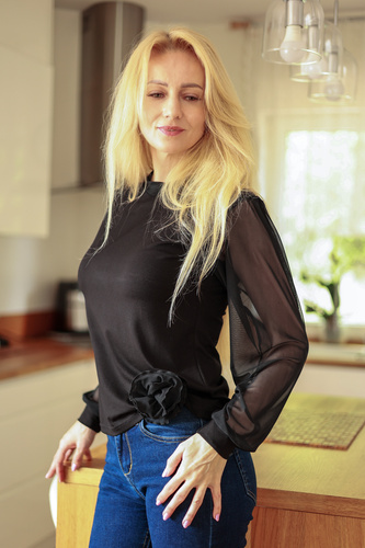 Mirale Freya Bluzka Damska Wiskozowa Tiulowe Rękawy Stójka Elegancka- czarna