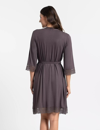 Szlafrok damski brązowy Moraj PDSZ4300-003 z wiskozy z koronką, wiązany