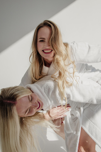 709 Manuela Szlafrok damski Forex - biały