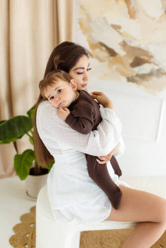 02249M "Natural Waffel" Pajacyk niemowlęcy Makoma mocha