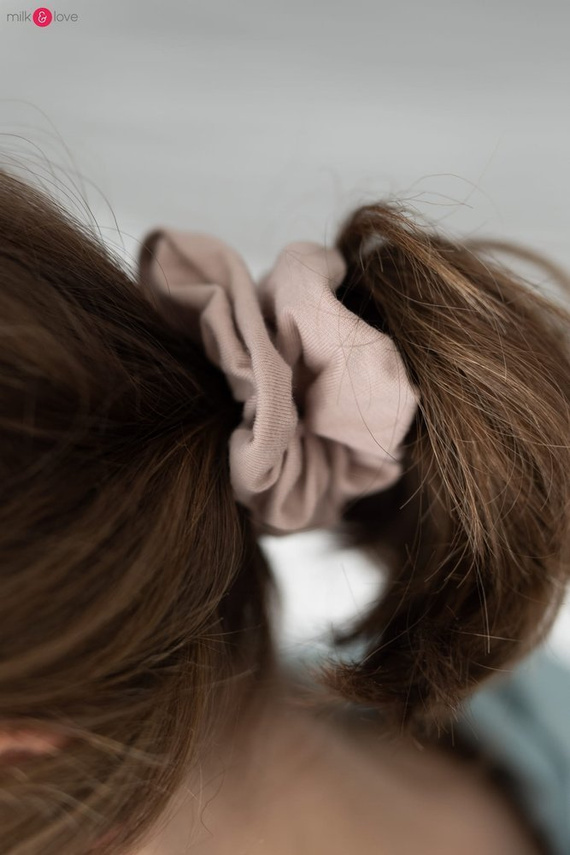 Scrunchie gumka do włosów gładka Milk&Love szary