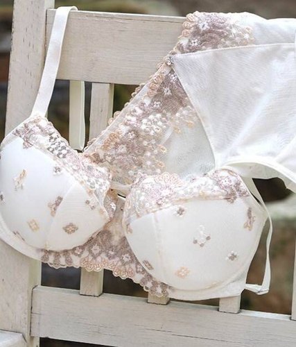 19196 Louis Biustonosz półusztywniany semi-soft Mediolano ecru