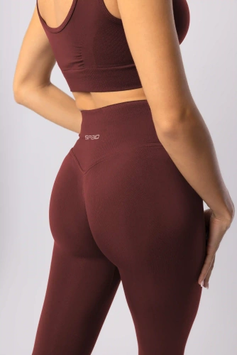 Biustonosz sportowy SPAIO Flex 2.0 seamless burgund– stabilne wsparcie i komfort
