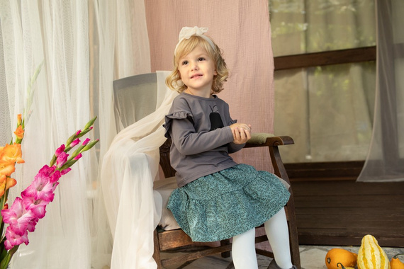 Tres Bien Bluzka z nadrukiem Pinokio - grafit