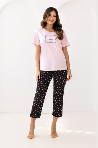 733 Piżama Regina różowa – bawełniana, z krótkim rękawem, półokrągły dekolt, nadruk z przodu