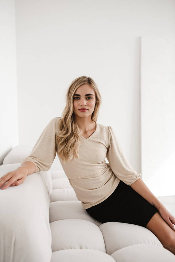 Milky Puff Bluzka do karmienia i ciążowa z dzianiny w prążek Milk&Love kremowy