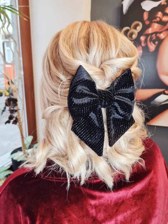 KCZ16 Welurowa kokarda do włosów z automatyczną klamrą Marija - czarny