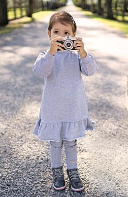 Sukienka z falbanką u dołu "Simply Comfy" Ewa Klucze- szary melanż