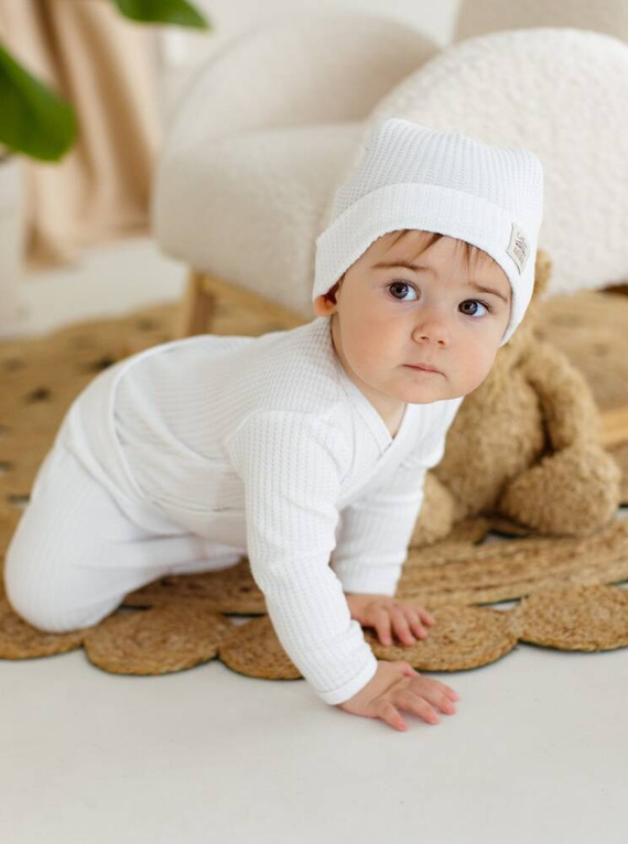 02249W "Natural Waffel" Pajacyk niemowlęcy Makoma white