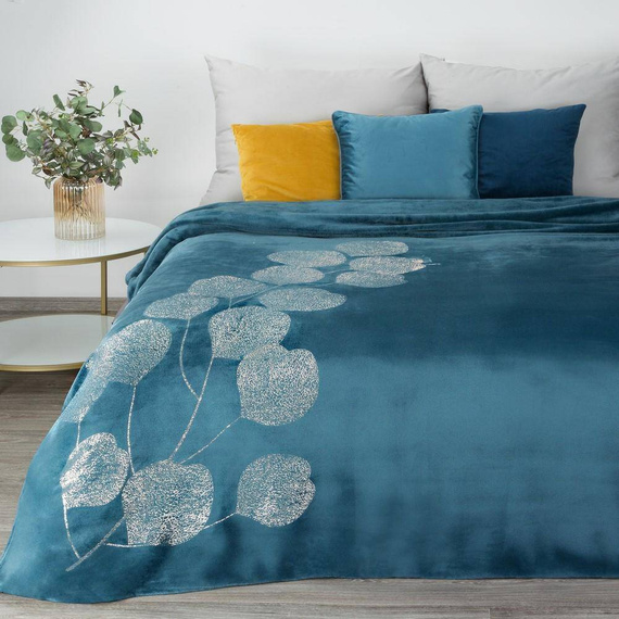 Ginko 2 Koc narzuta z mikrofibry z błyszczącym nadrukiem liści Eurofirany miodowy