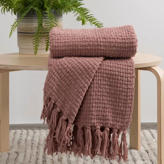 Suzi Koc narzuta tkana z frędzlami Eurofirany pudrowy