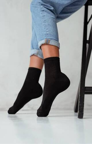 0071-001 Unique Gładkie półfrotta Skarpety damskie Milena - czarny