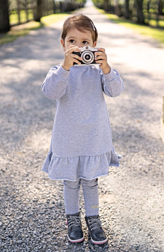 Sukienka z falbanką u dołu "Simply Comfy" Ewa Klucze- szary melanż