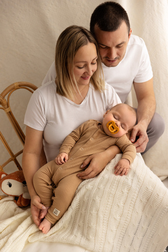 02234BSL "Natural Harmony" Pajac bez stópek Makoma latte