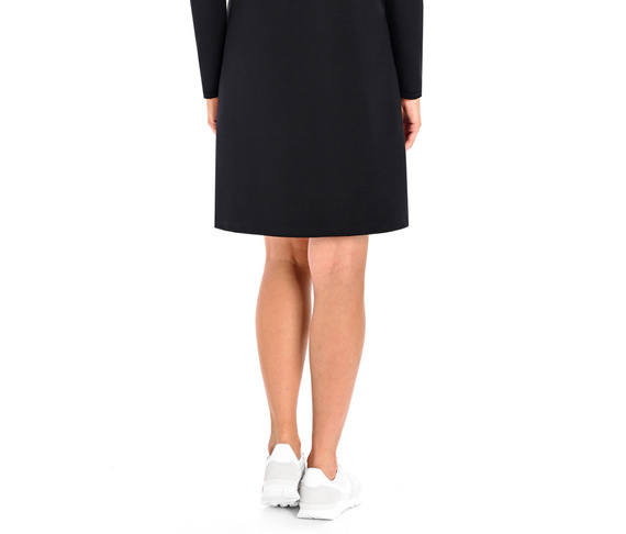 216103 Madelyn Sukienka z długim rękawem Teyli - czarny