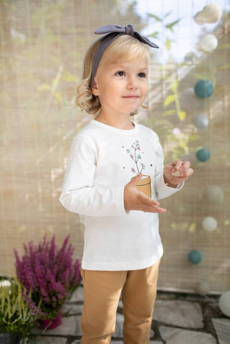 Tres Bien Bluzka z nadrukiem Pinokio - ecru