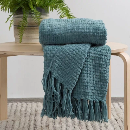 Suzi Koc narzuta tkana z frędzlami Eurofirany miętowy