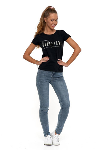 BD1300-100 Bluzka damska ,,Zaklepana" Moraj - czarny