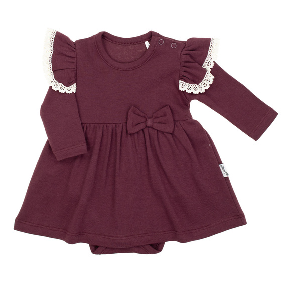 217160 Alisa Sukienko-body Nicol – burgund, długi rękaw, falbanki i kokardka