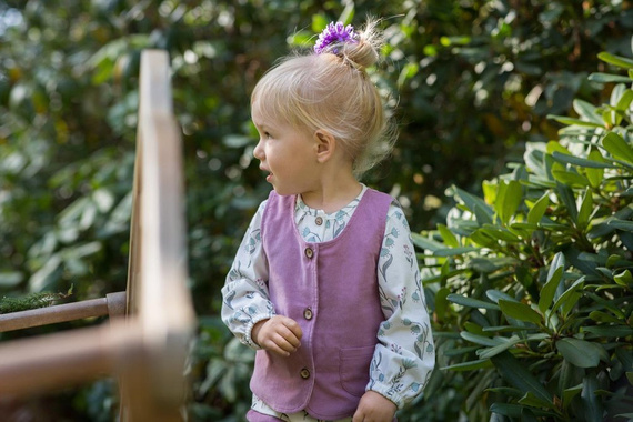 "My Garden" Kamizelka na guziki Pinokio - róż