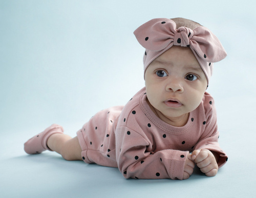 Tres Bien Opaska dziewczęca Pinokio - róż groszki