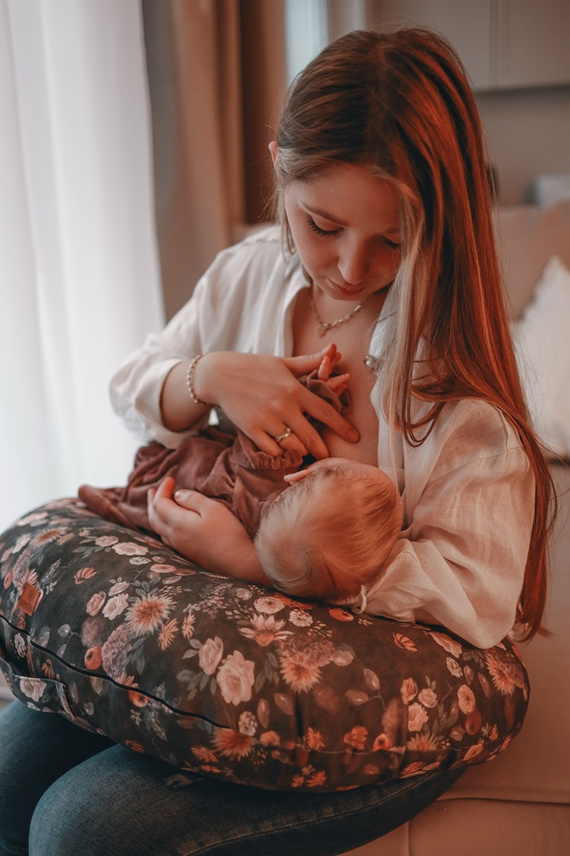 Mystery of Flowers Rogal do karmienia Makaszka