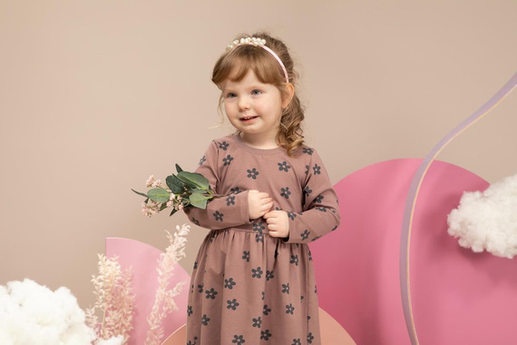 Happiness Sukienka w kwiatki Pinokio - ciemny róż/druk 