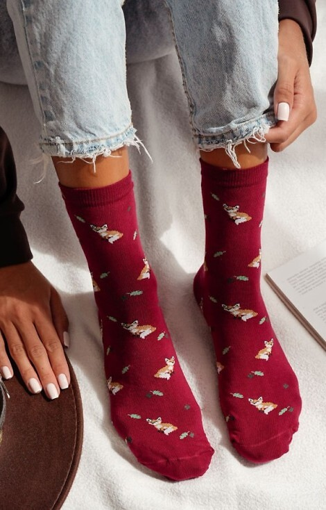 0200-182 Lisy i Liście Skarpety damskie Milena – bawełniane- bordowe