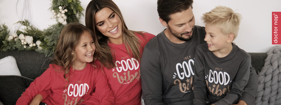 4312 "Good Vibes" Piżama Damska Doctor Nap - spruce red