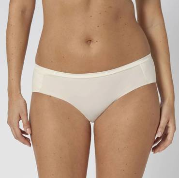 Body make-up soft touch Hipster Figi Damskie Triumph- vanille ecru