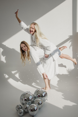 709 Manuela Szlafrok damski Forex - biały