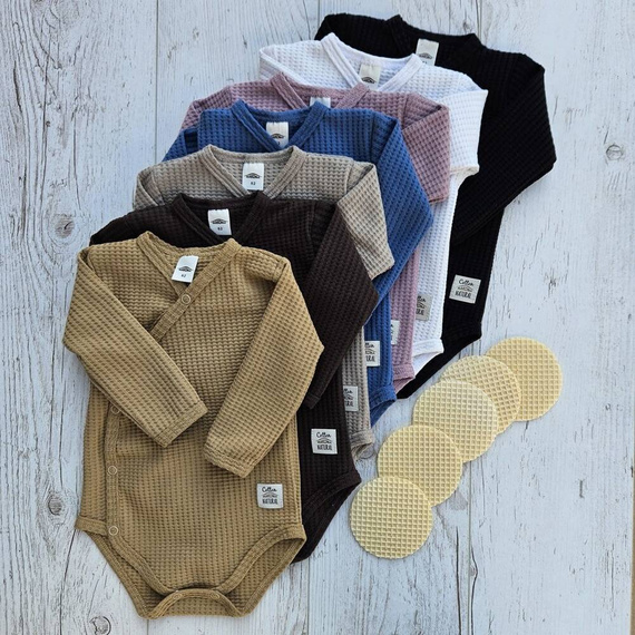 03249S "Natural Waffel" Body baby z długim rękawem Makoma stone 
