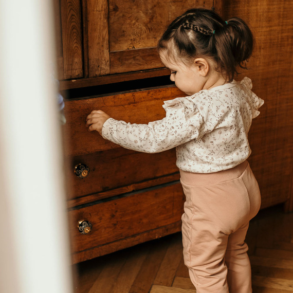 Bloom Komplet dresowy z falbanką Eevi - beżowy