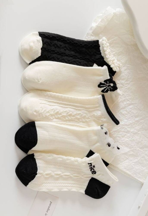 Zakostki Damskie Wzór Magnetis -3 ecru