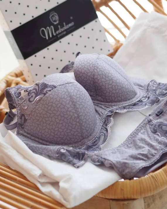 19104 Stella Biustonosz push up Mediolano stalowy 